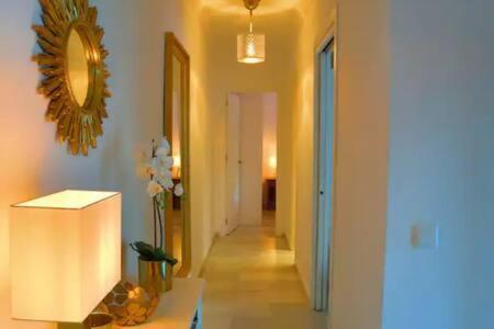 Apartamento En Primera Linea De Playa نيرخا المظهر الخارجي الصورة